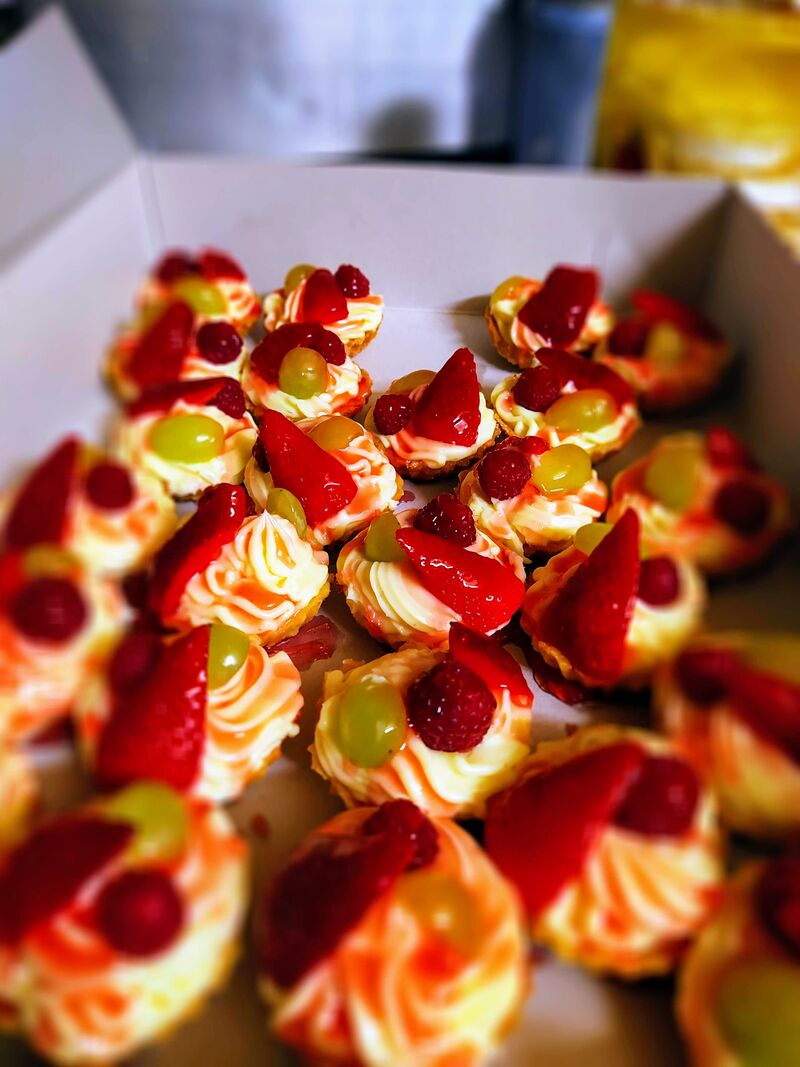 Ovocné košíčky s pudinkovým krémem