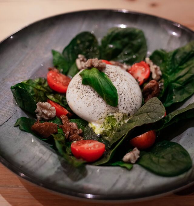 Ensalada de Burrata al Tartufo