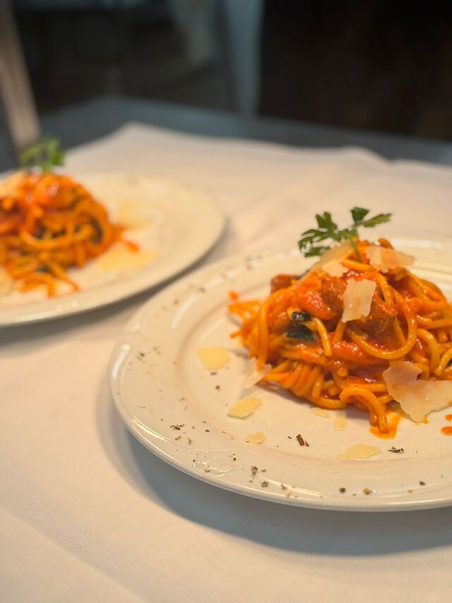 Spaghetti mit Salsiccia