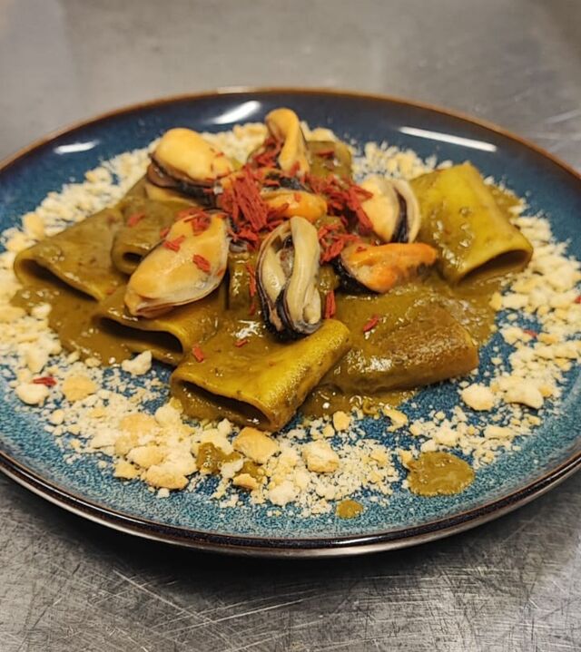 Paccheri con crema di cozze