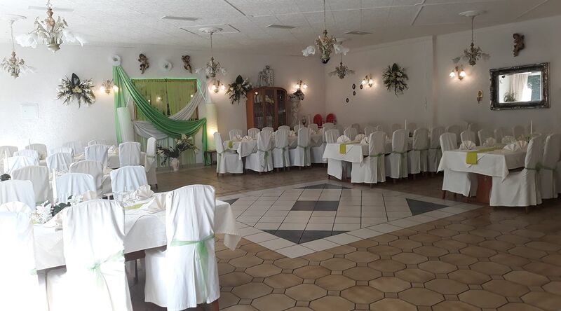 Nebenzimmer für bis zu 120 Personen