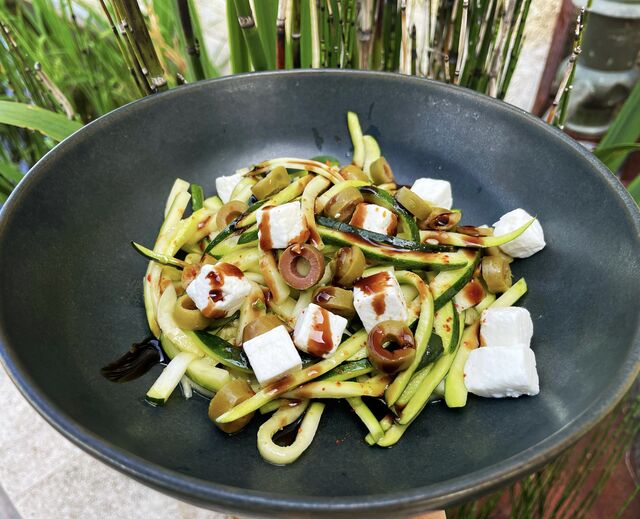 Salade de courgettes à la grecque