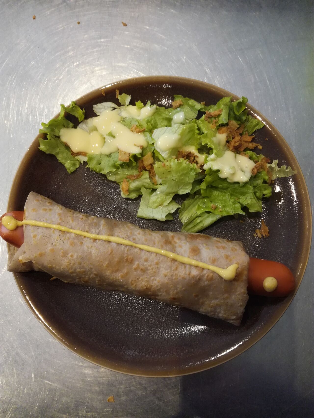 Crêperie 'AU BON COIN'
Notre Hot Dog Breton
Produit phare!