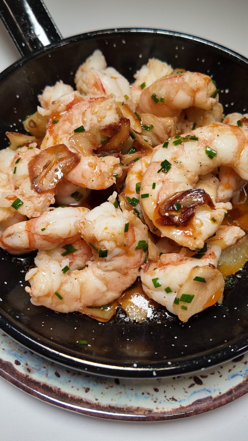 // Prawns with garlic //