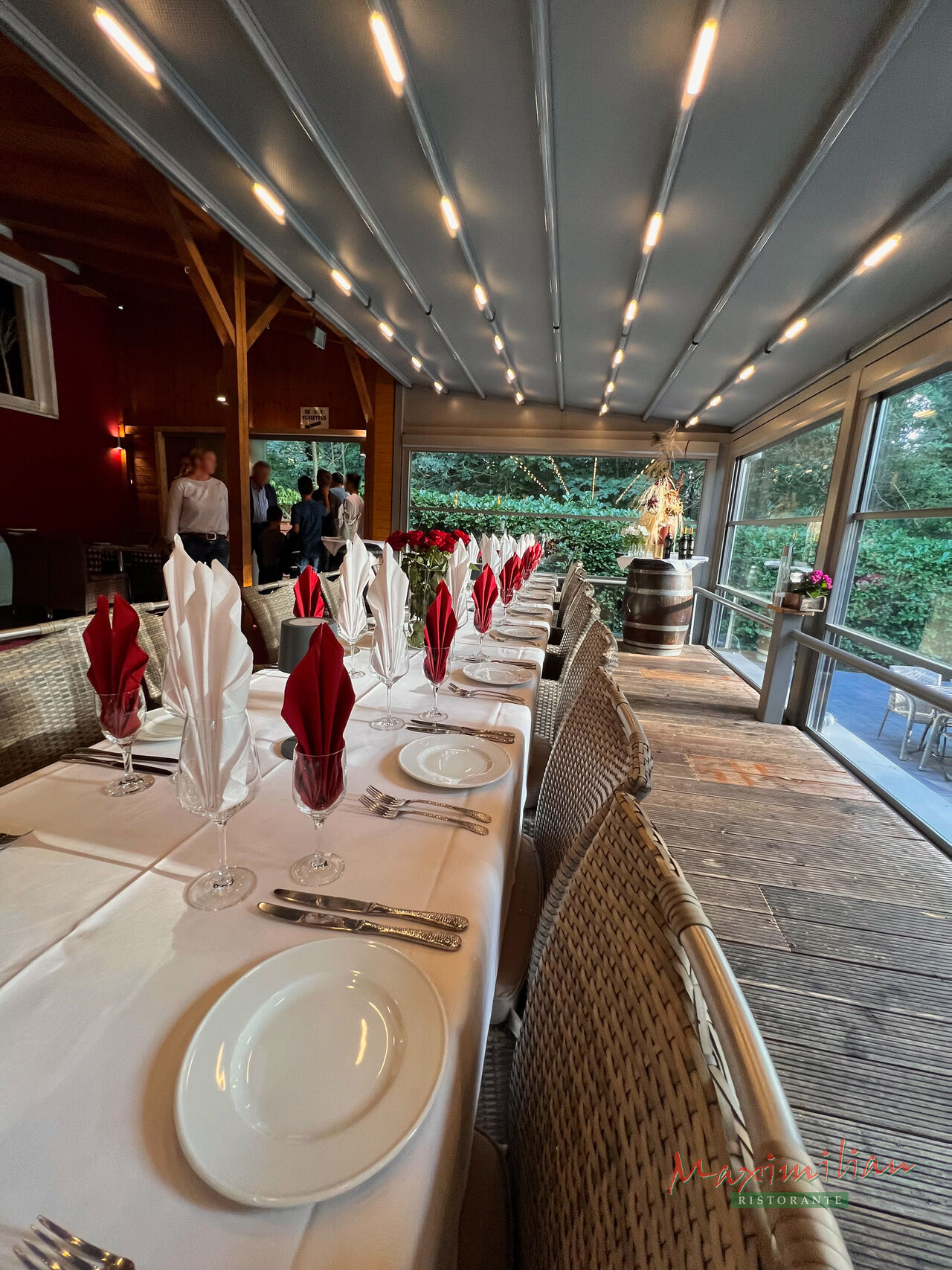 Individuelle Hochzeits-Tischdekoration