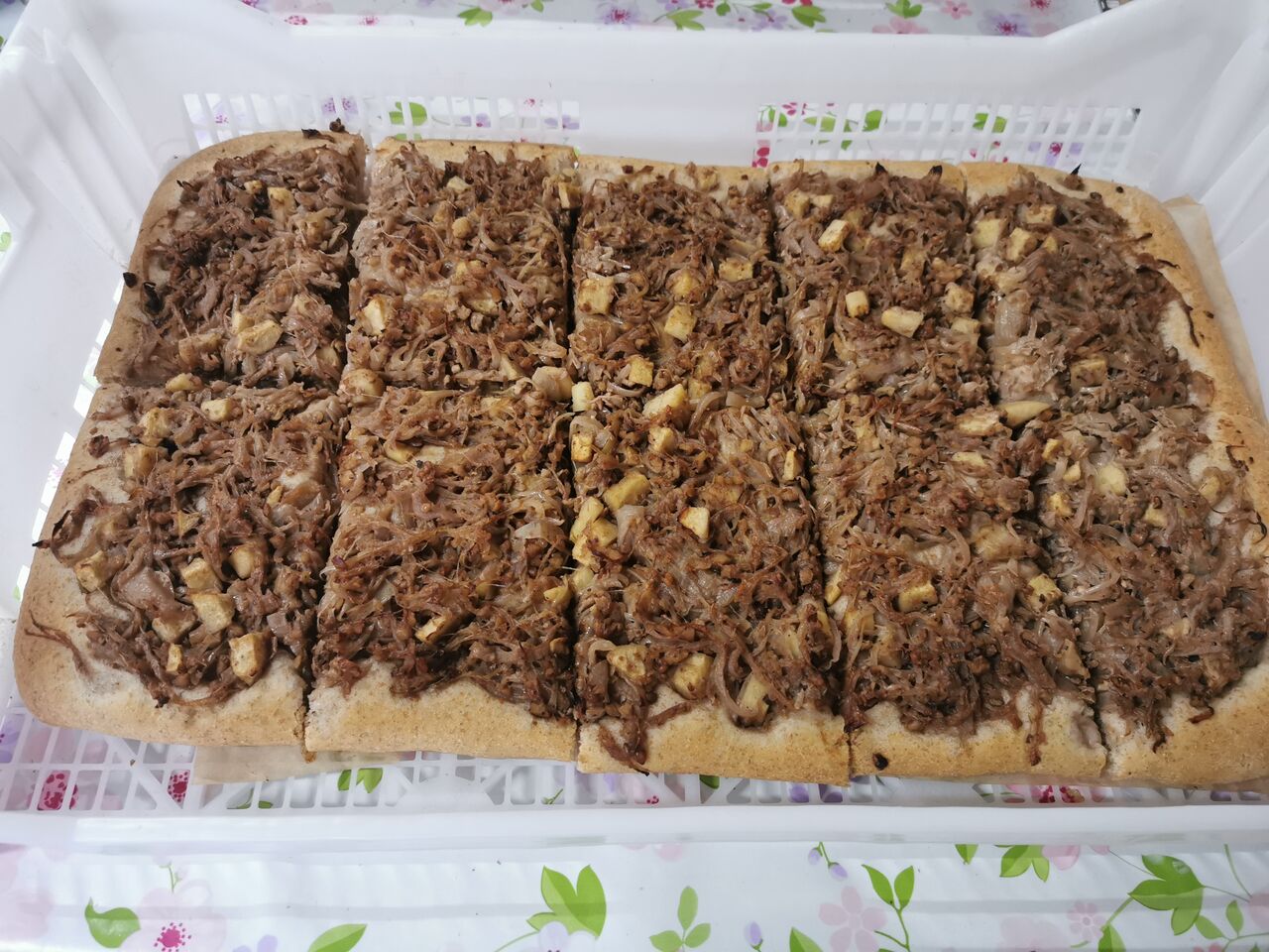 Salé oignons noix pommes, parfait pour les apéritifs