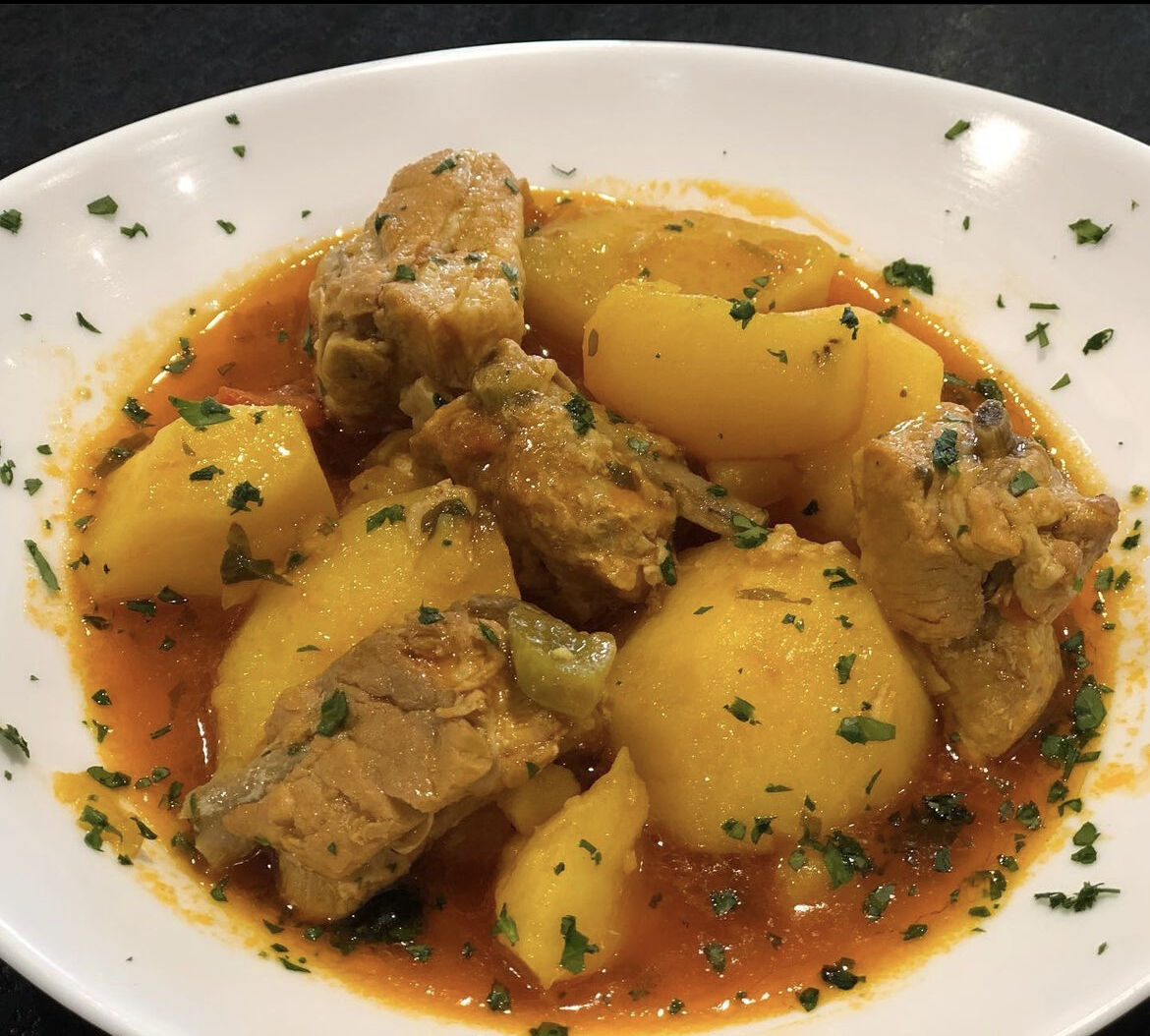 Guiso de Patatas con Costillas