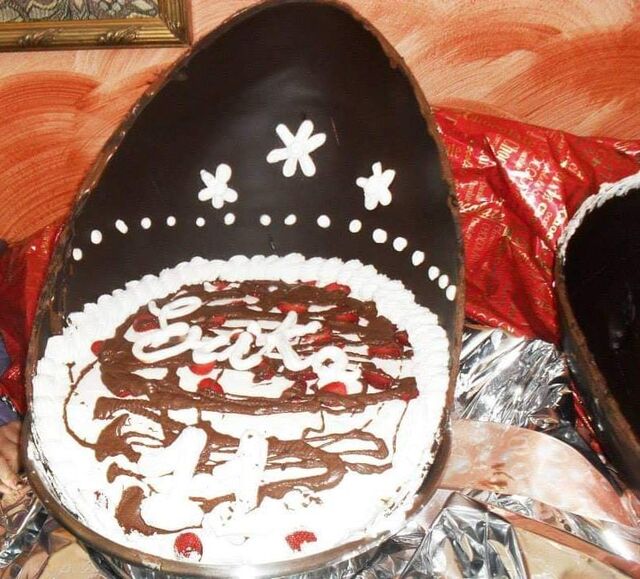 TORTA SPECIALE NELL'UOVO DI PASQUA 