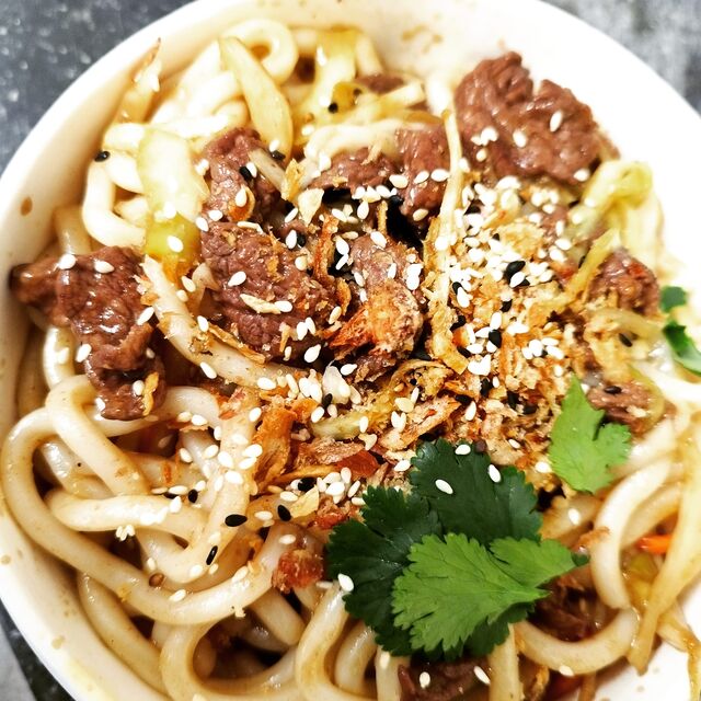 Udon au Boeuf et légumes