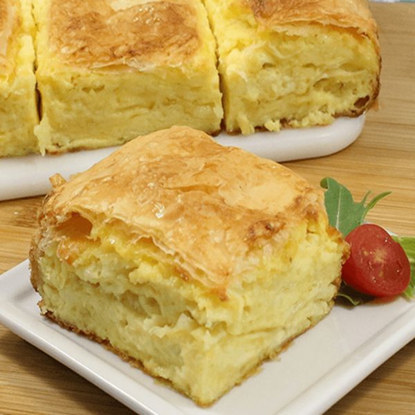 Gibanica je druh srbského vrstvené pite, obvykle plněný bílým kravským sýrem s olejem a vejci.