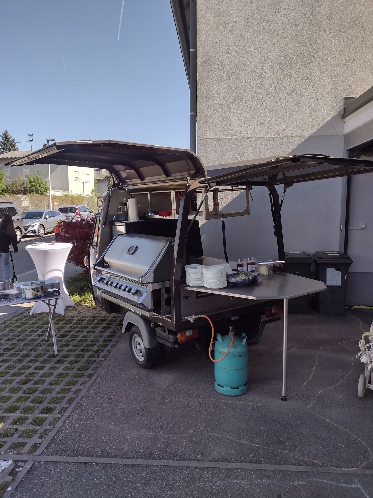 BBQ APE