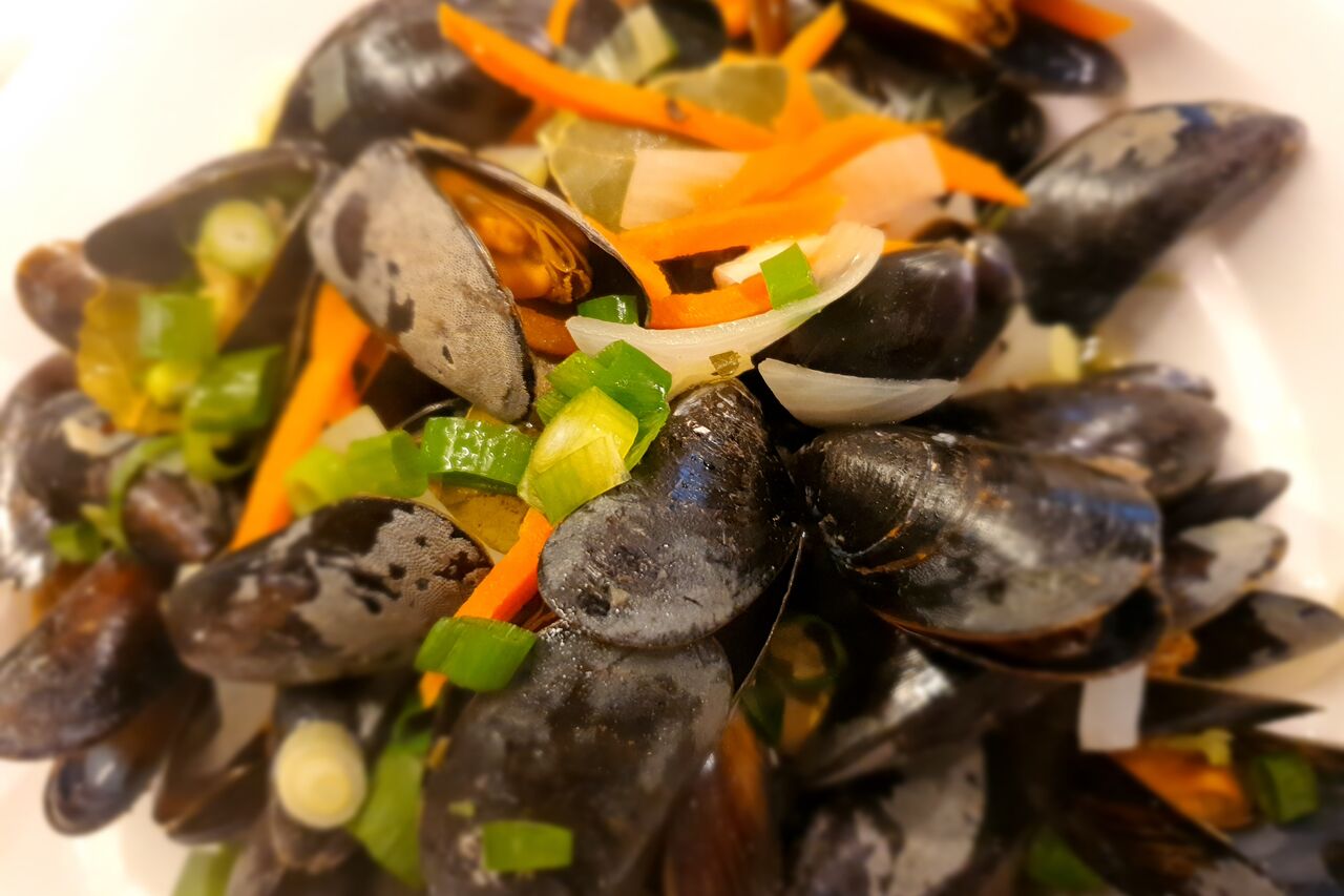 Heeft u een speciale wens bv mosselen of een iets wat we niet in ons menu hebben