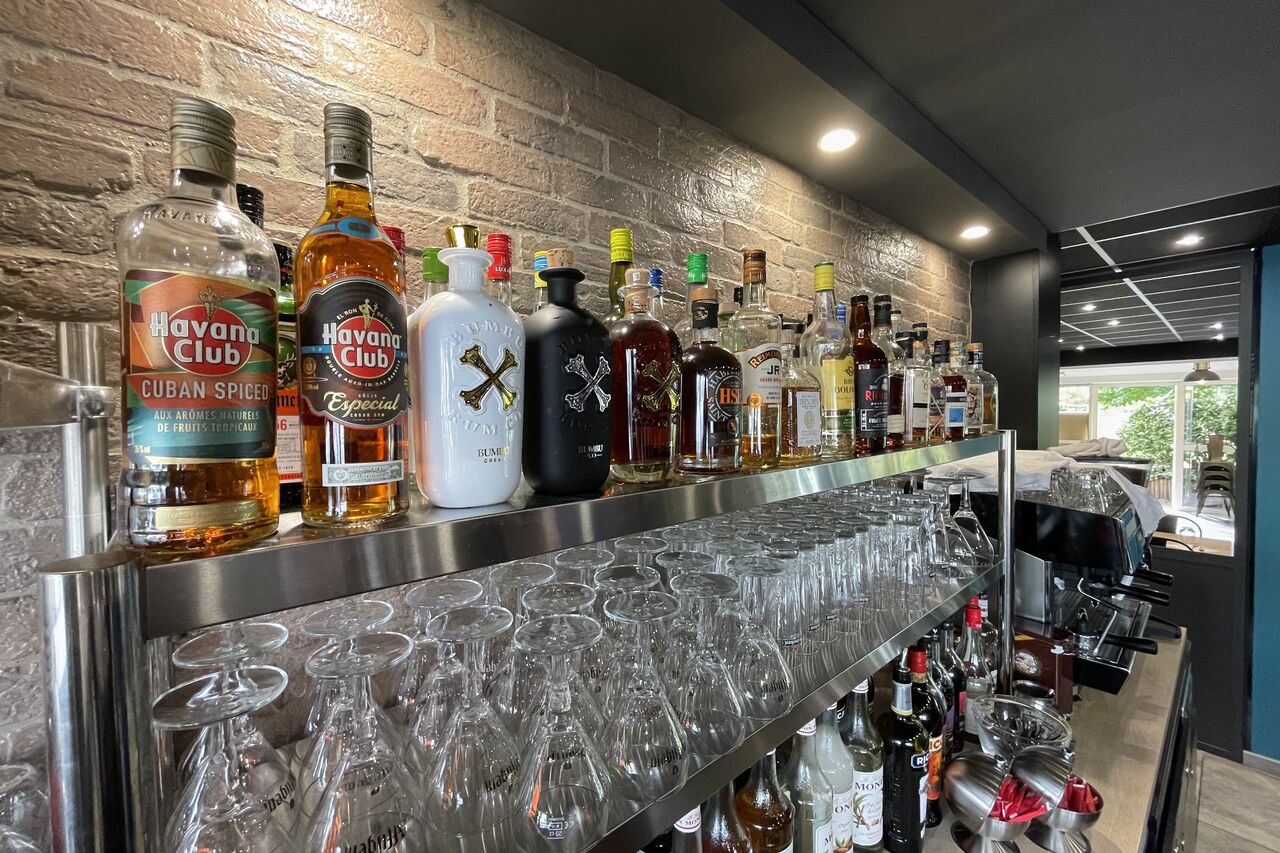 Notre Bar