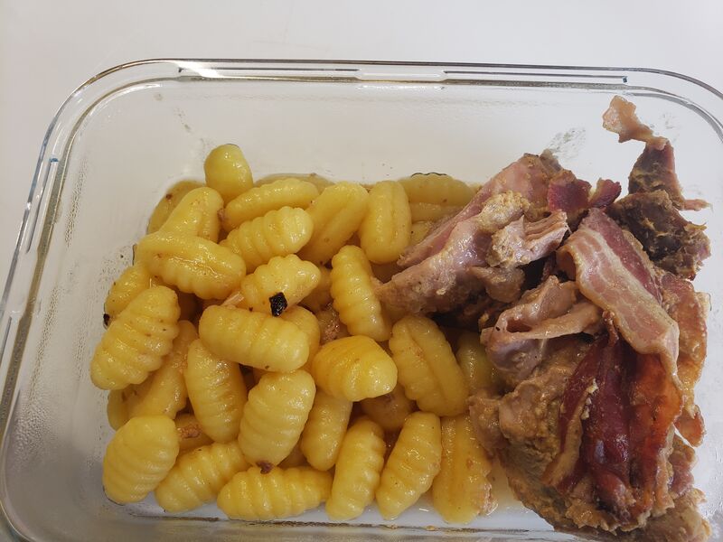 cuisse de dinde à la dijonnaise lardé, gnocchis