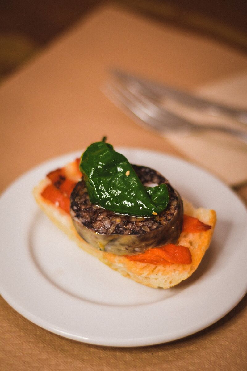 Montadito de morcilla