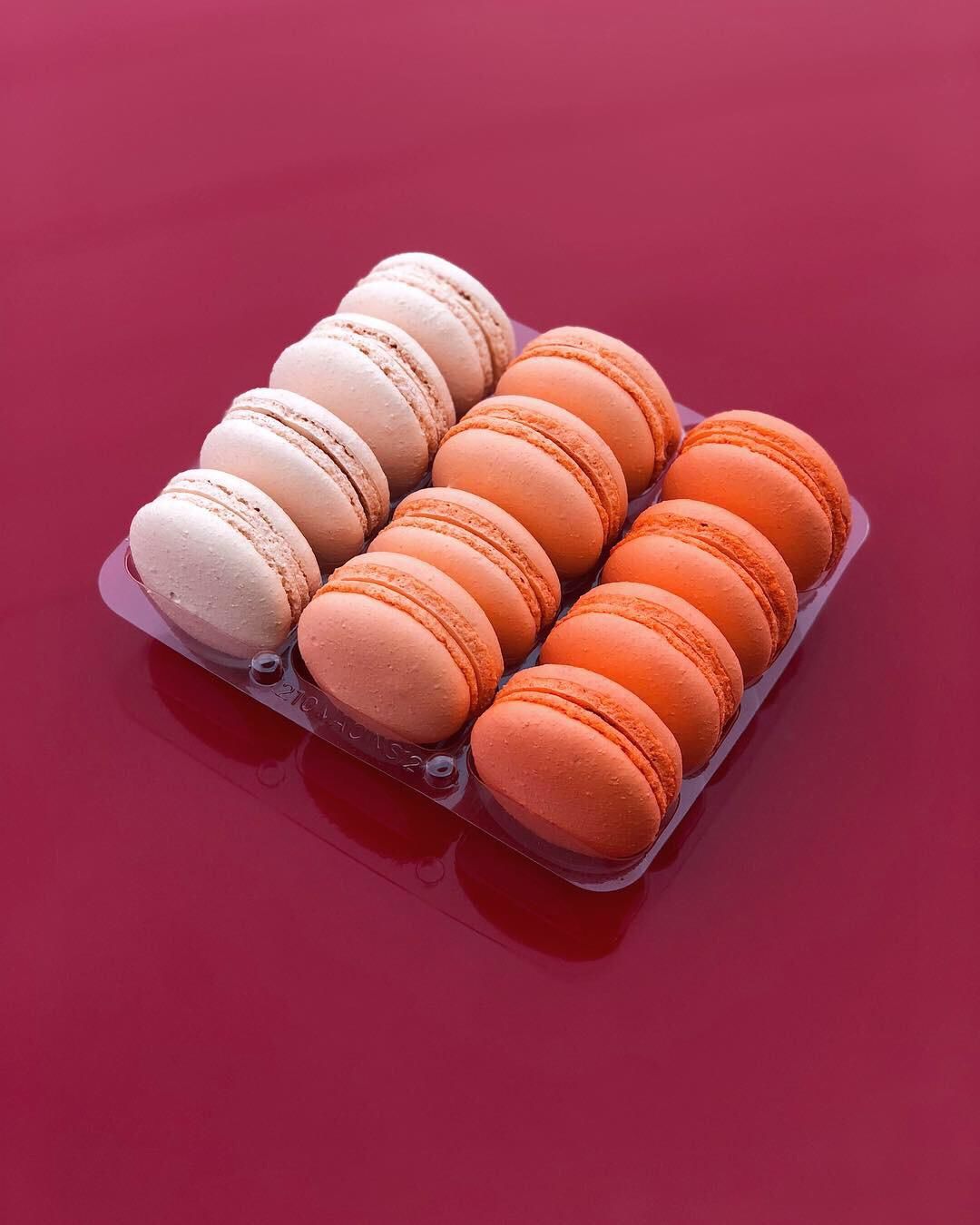  Les Macarons 