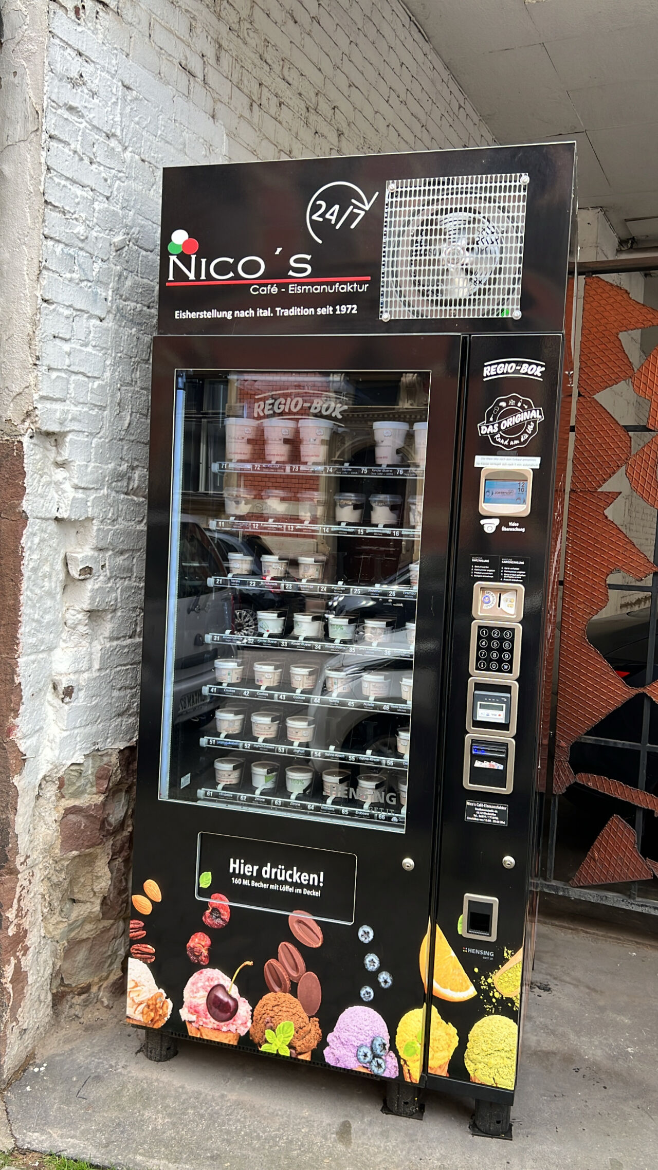 Unser 24/7 Eisautomat im Nauwieser Viertel