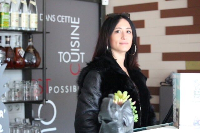 Coté bar avec Charlène. 