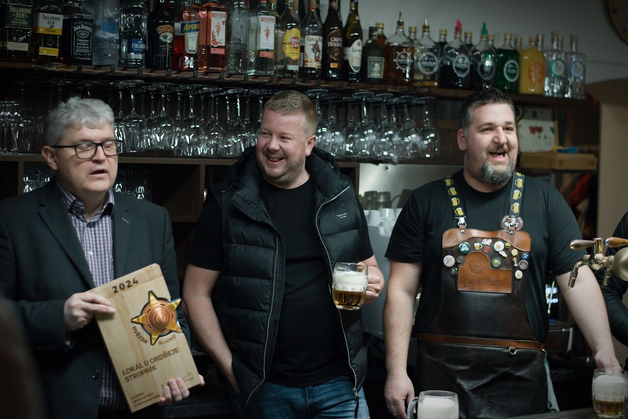 předání Hvězdy sládků z rukou obchodního sládka společnosti p. Martina Hložka