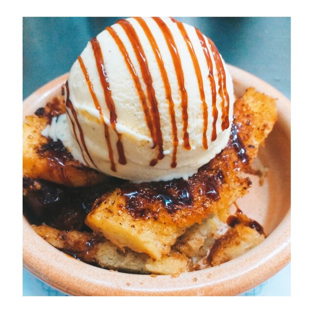 Bread & Butter Pudding, postre tradicional británico a base de pan infusionado con leche y especias