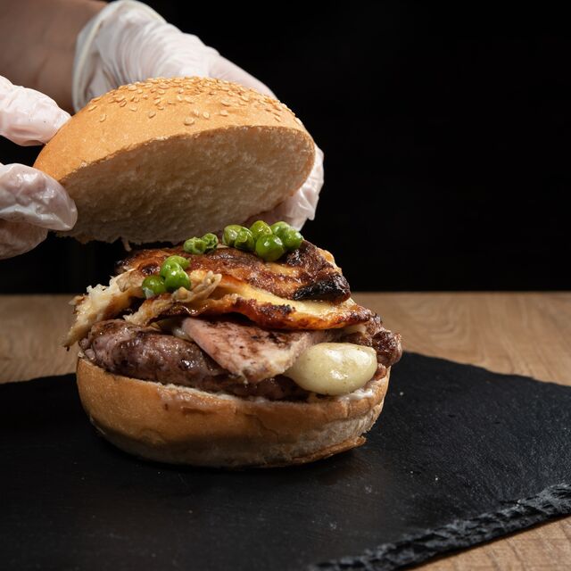 𝗟𝗘𝗢𝗡 𝗕𝗢𝗨𝗟𝗬