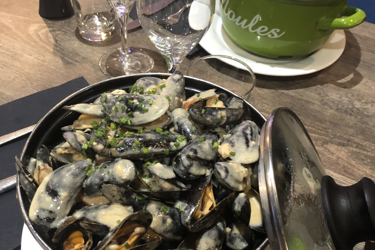 Moules & frites maison à volonté !