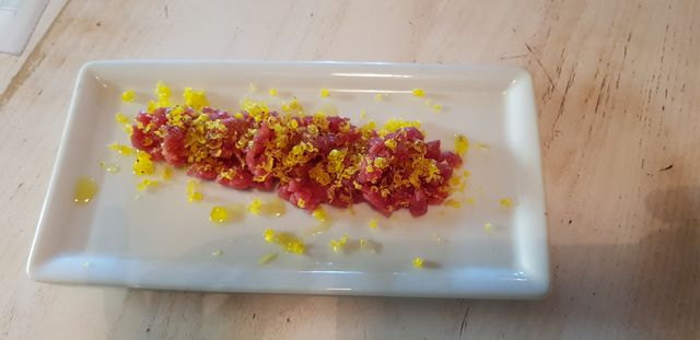 Tartare di manzo con bottarga di uovo