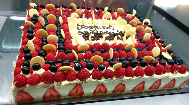 Privatisation:
Gâteau aux Fruits rouges