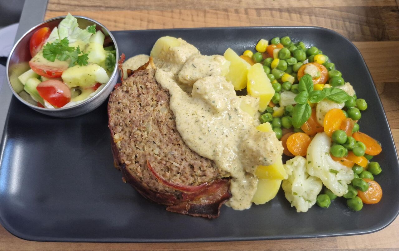 Unser hausgemachter Hackbraten 