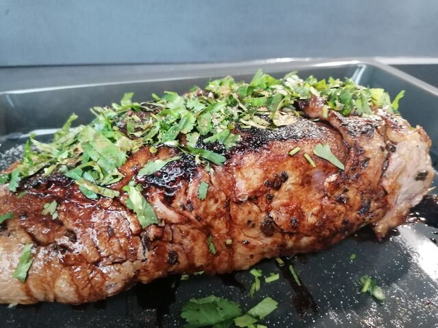 Iberscher Schweinebraten.
So etwas muss man mal gegessen haben
Die Schweine haben ein SAUgutes Leben aufgrund ihrer Abstammung 