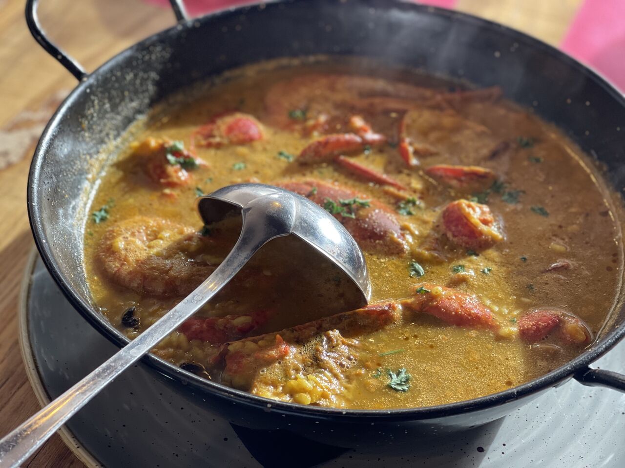 Arròs caldós de llamàntol