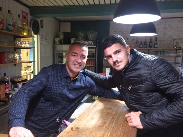 Visite du capitaine du Nimes olympique...