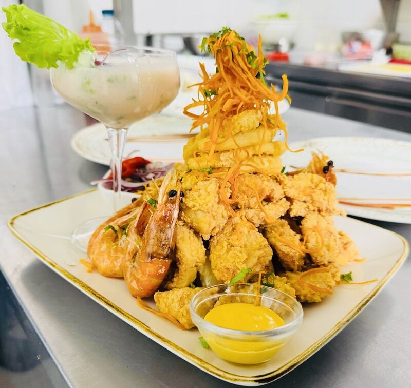 chicharron de pescado/frito di pesce