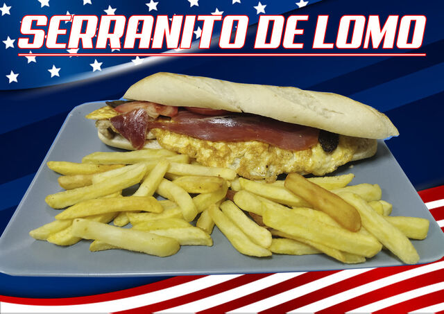 Lomo, con Jamón Serrano, Tortilla, Tomate Natural y Pimiento.