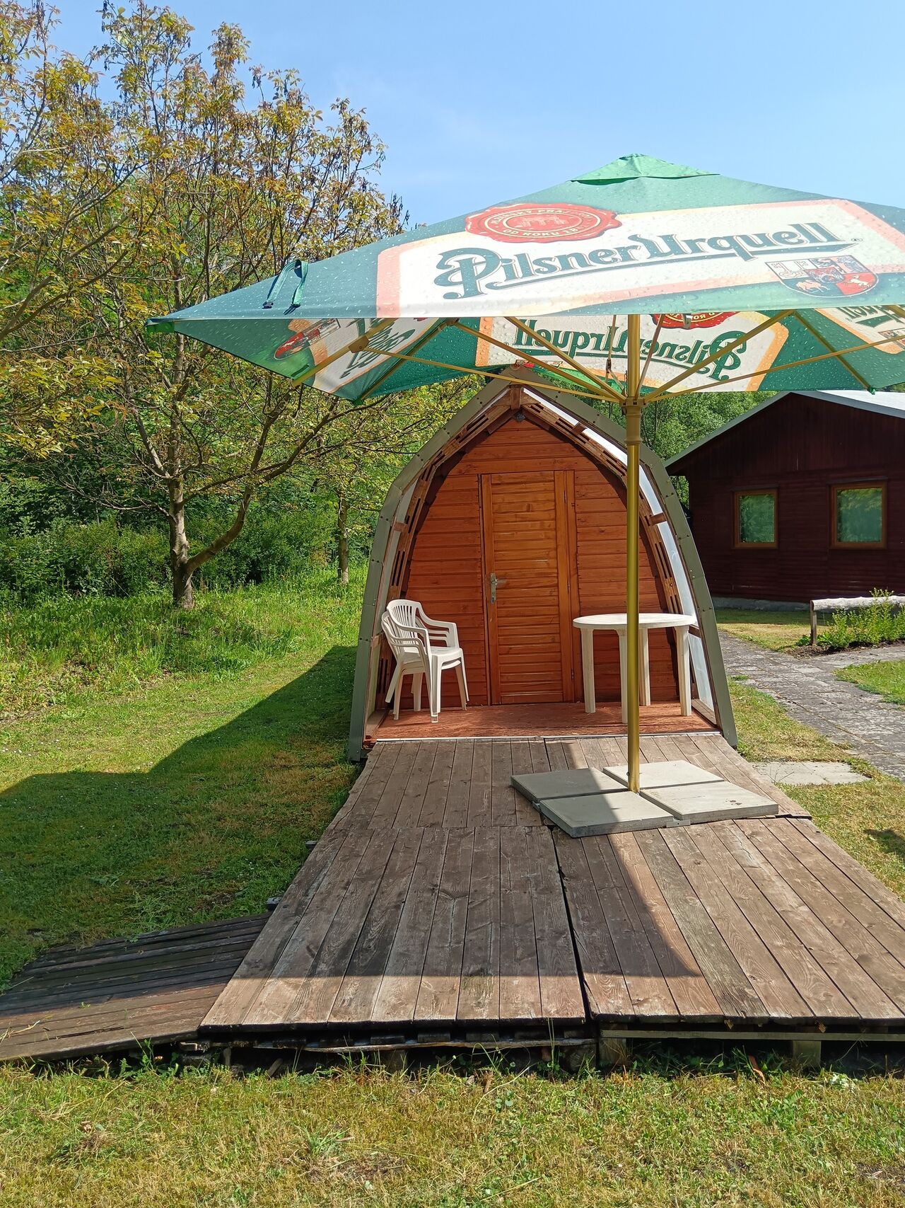 třílůžková chatka