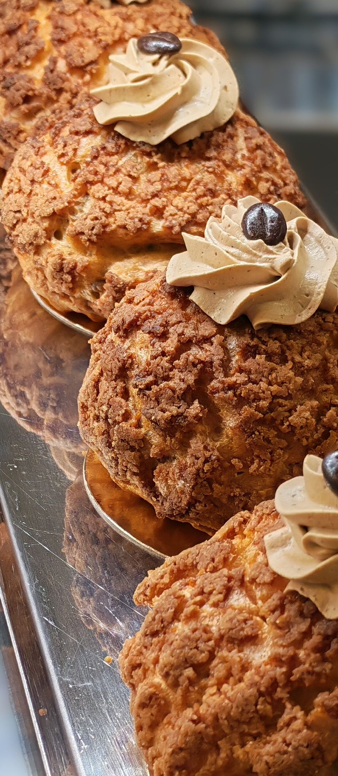 CHOUX CRAQUELIN AU CAFE 