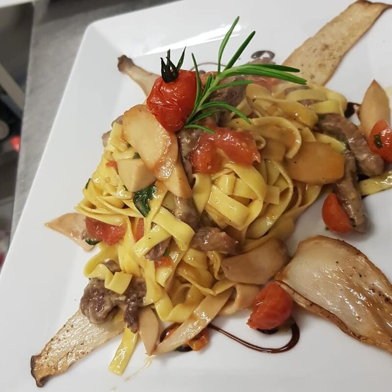 Tagliatelle mit rund und kräuterseitling???