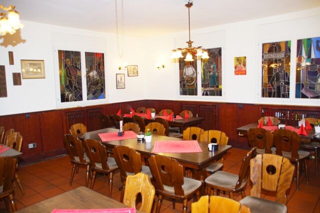 Saal für bis zu 40 Personen