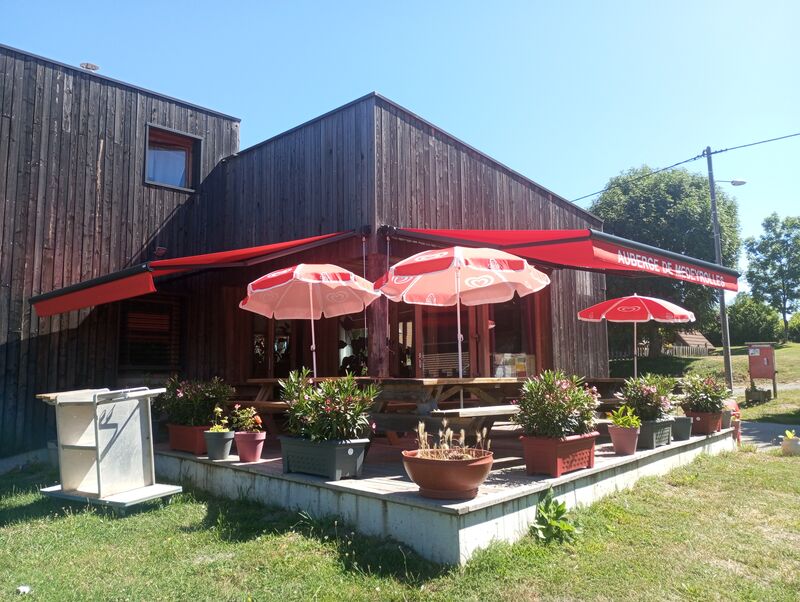 Vue d'ensemble terrasse extérieure