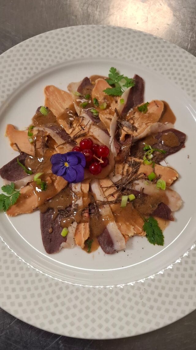 Carpaccio de foie gras et magret fumé