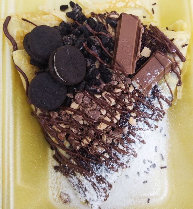 Crepe con nutella, kit kat y oreo!
