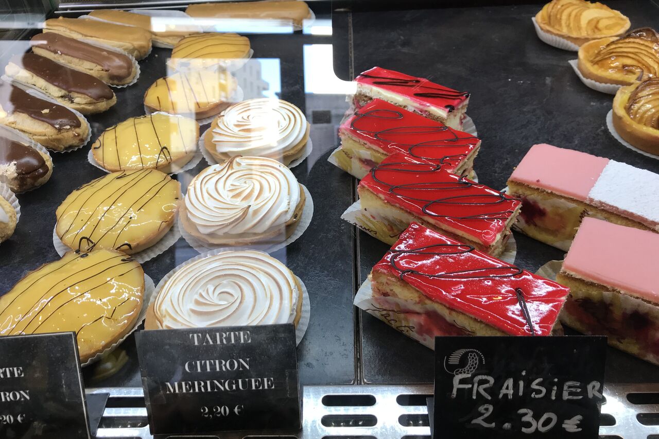 Nous vous proposons des pâtisseries variées