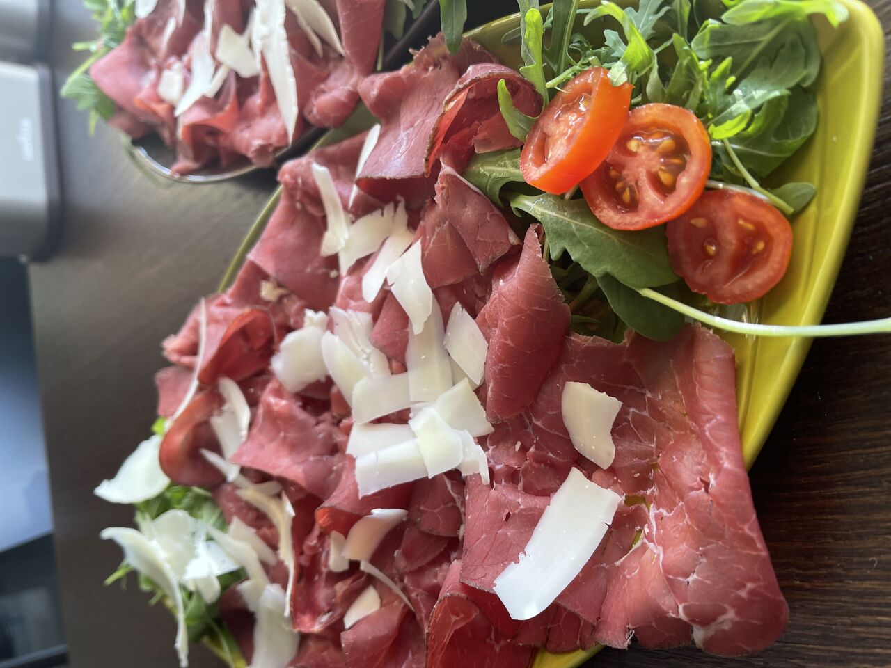 Piatto di Bresaola, Parmigiano Reggiano e datterino 