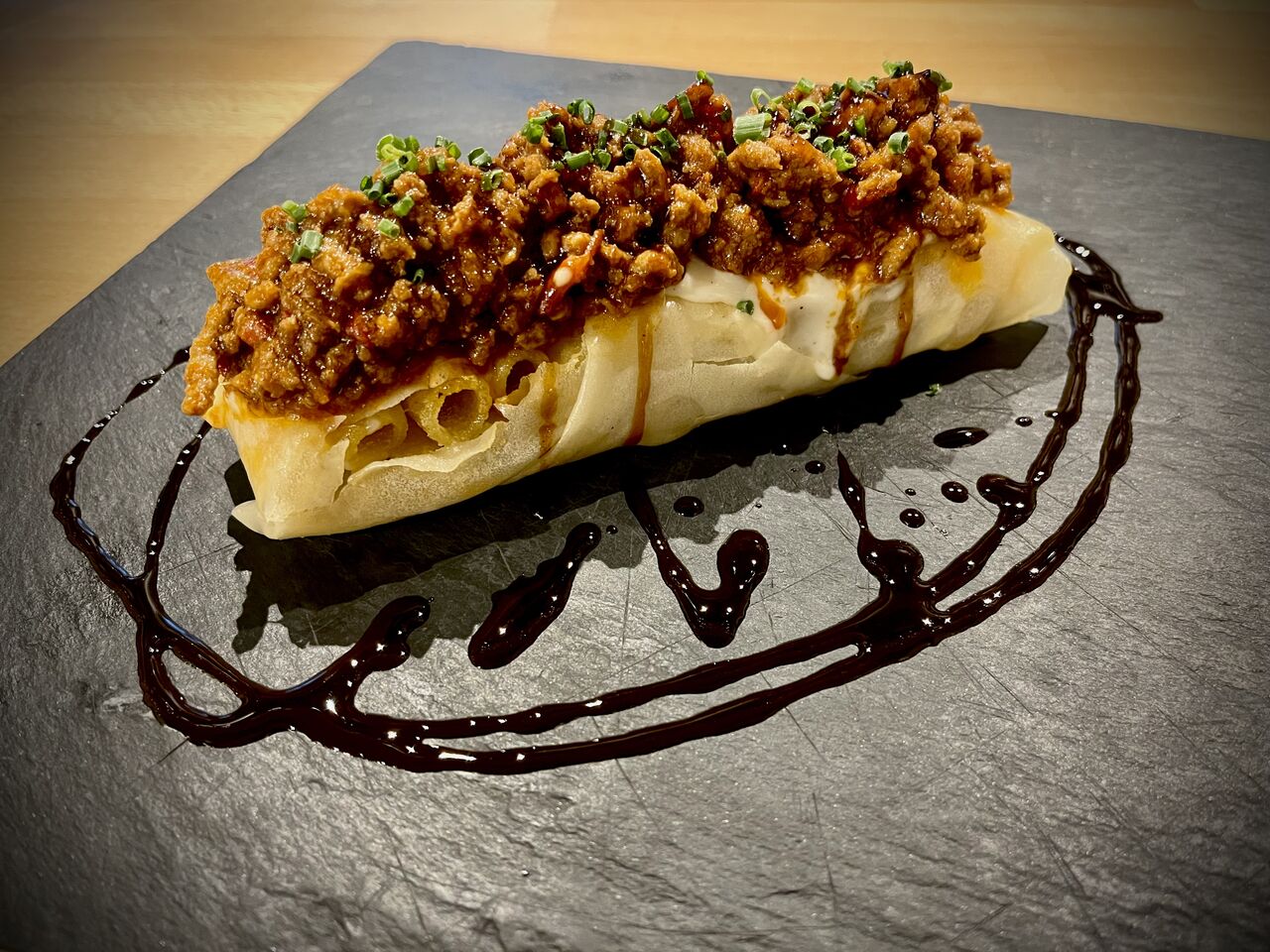 Macarrones a la boloñesa crujientes