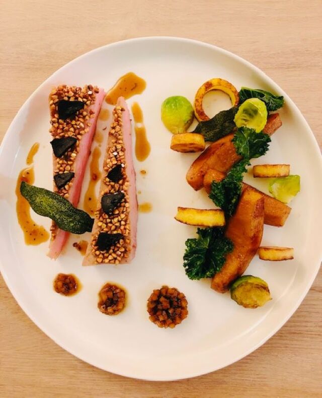 Aiguillettes de veau cuit à basse température et pané au kasha.