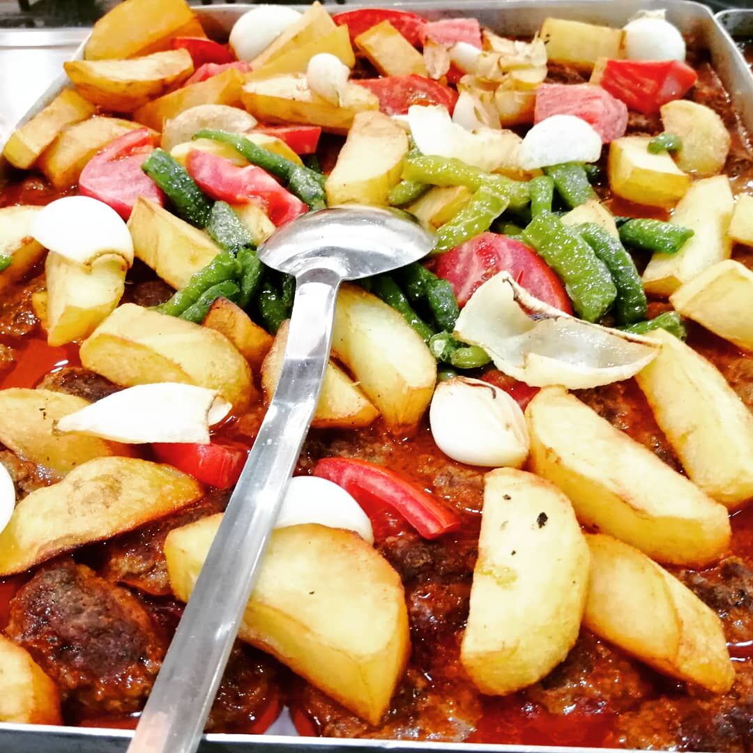 Birbirinden güzel türk mutfağının eşsiz lezzetlerini sizlerle buluşturuyoruz. 