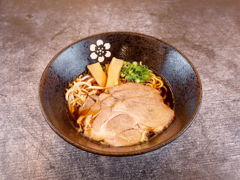 1. Tonkotsu, Shoyu oder Miso Ramen