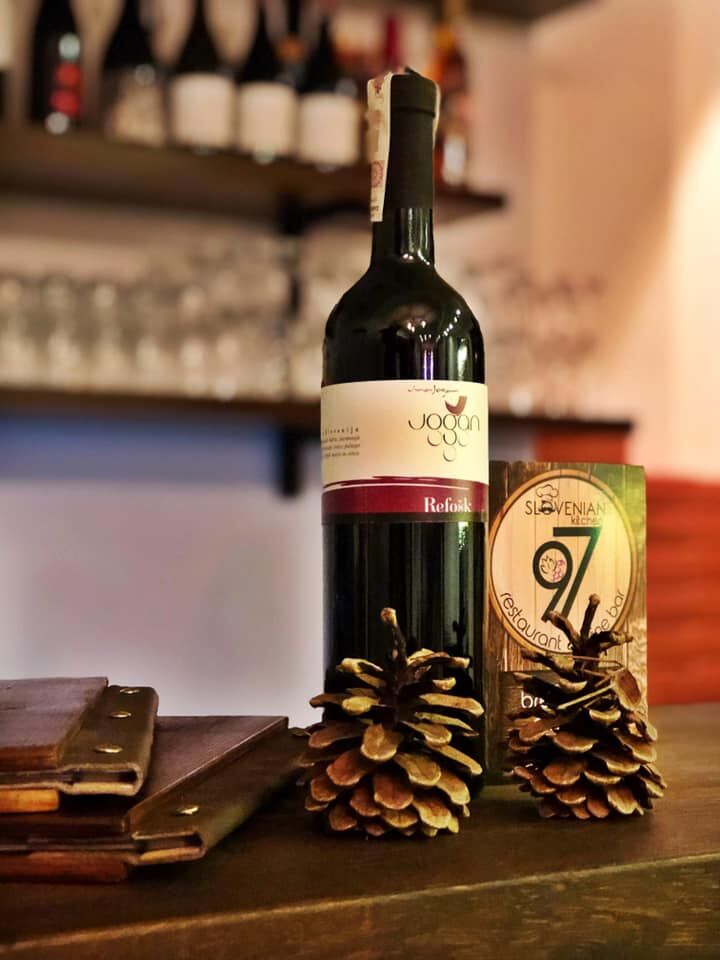 Weekendowa oferta!
od 04.01. do 06.01.2020
-10% na kieliszek wina Refošk
Zapraszamy! ?