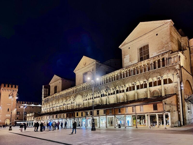 Porticato del Duomo e Listone 