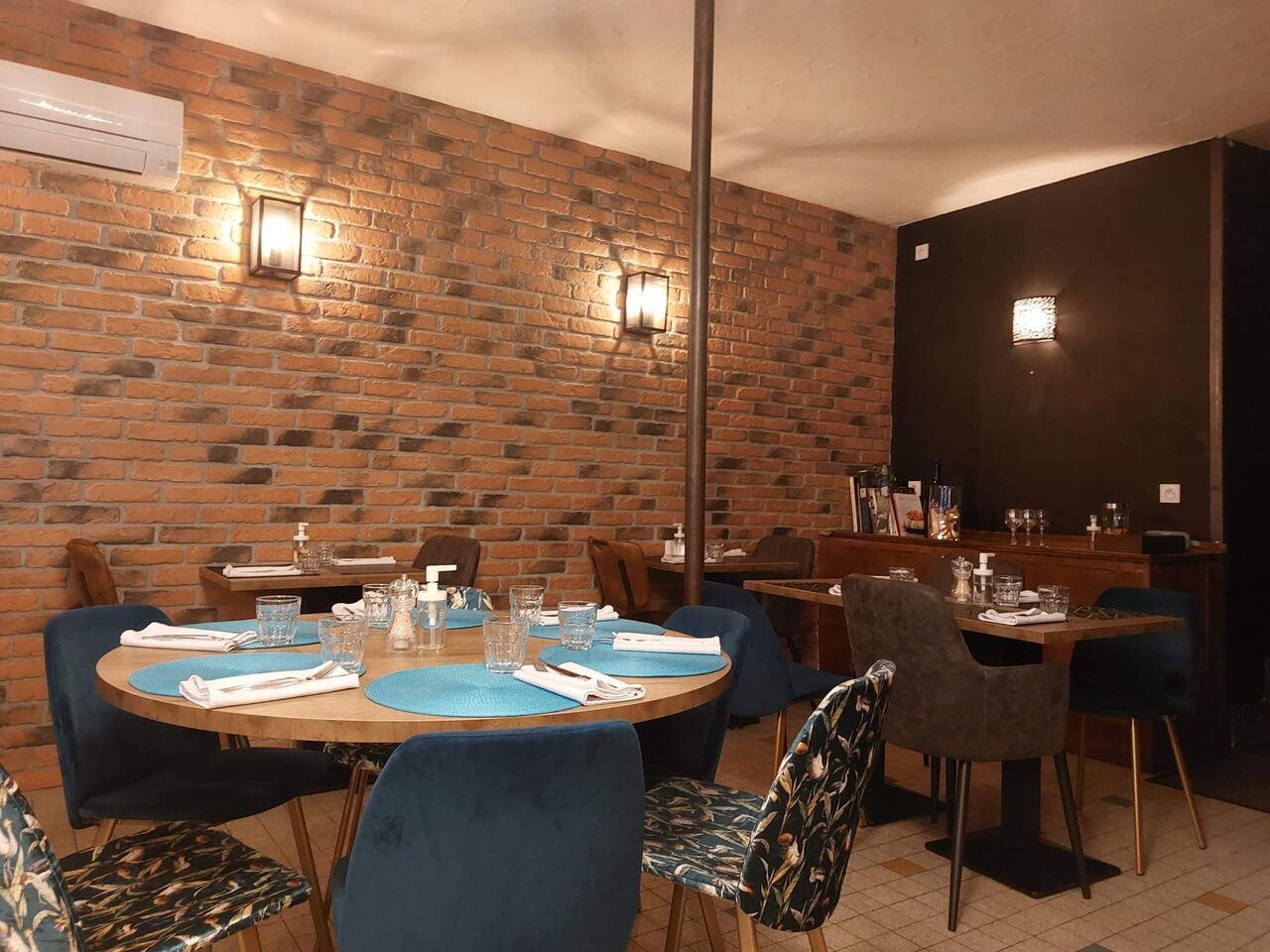 Petit aperçu de la salle de restaurant